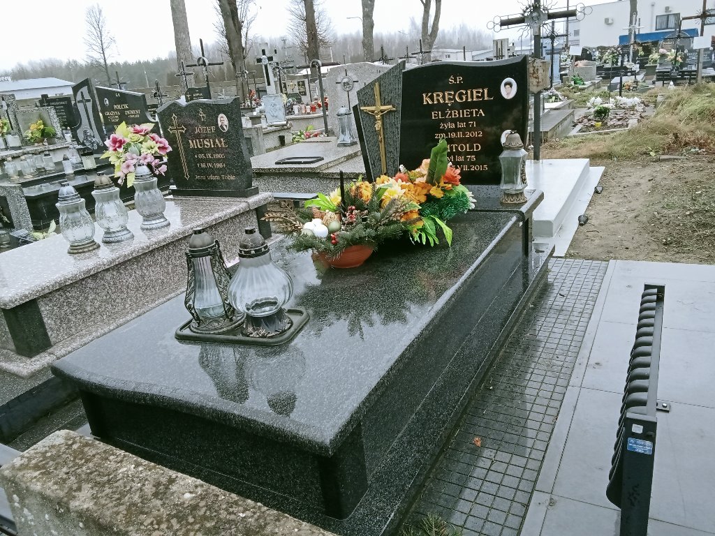 Grób Elżbieta Kręgiel
