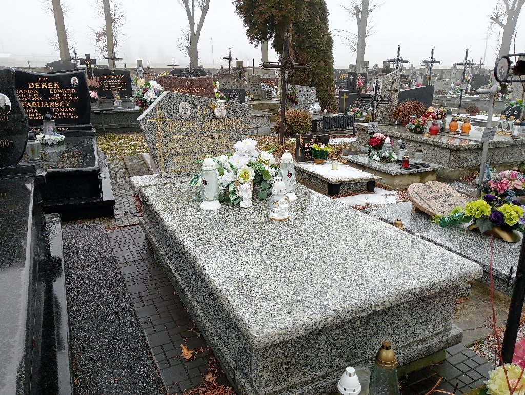 Grób Jadwiga Siedlarska