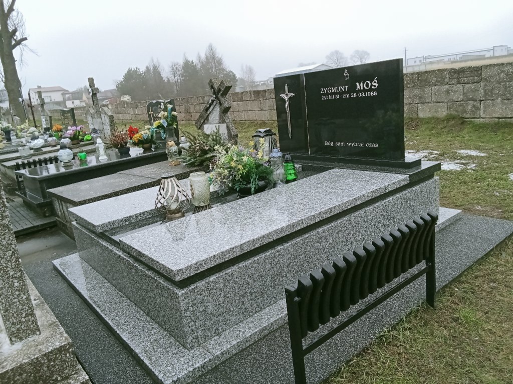 Grób Zygmunt Moś